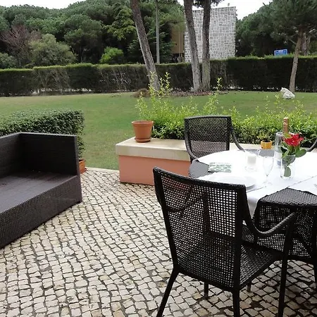 Carolina Villa Cascais